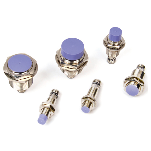 HPR圓柱形遠(yuǎn)距離接插式接近開關(guān)